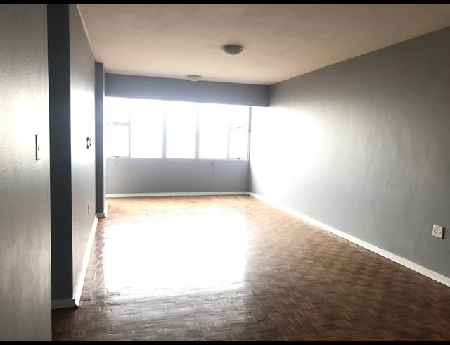 2 BEDROOM APARTMENT TO LET IN ESPLANADE